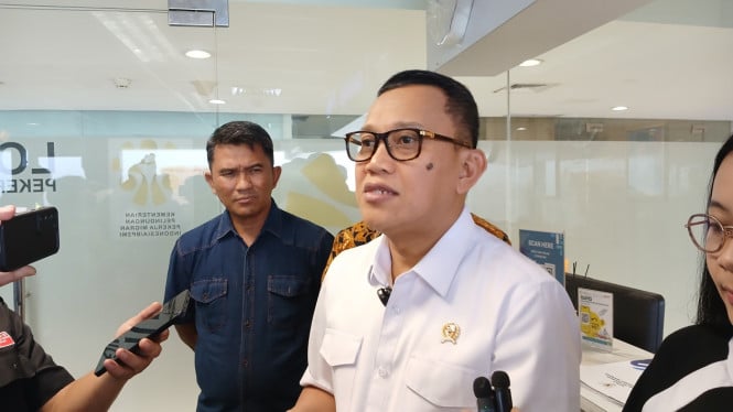 Abdul Kadir Karding Resmi Memimpin Badan Karantina Indonesia: Profil Tokoh yang Menuai Kontroversi