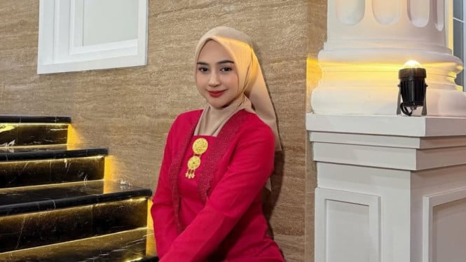 Transformasi Wajah Ria Ricis Memicu Spekulasi: Perubahan Drastis Kreator Konten Menjadi Sorotan Publik