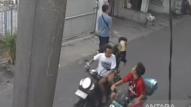 Brutalitas Jalanan Terungkap: Penyiraman Air Keras di Cengkareng Dipicu Pertengkaran Sepele tentang Permainan Bola