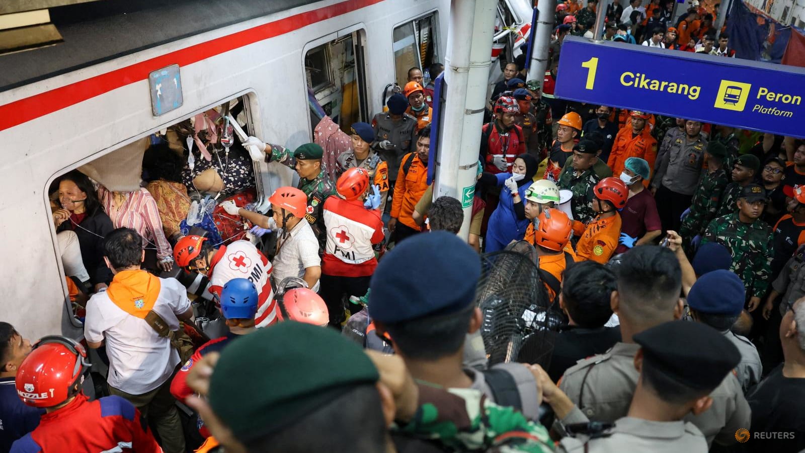Jumlah Korban Meninggal Kecelakaan Kereta KRL-Argo Bromo Bekasi Naik Menjadi 16 Orang, Ratusan Lainnya Luka-luka