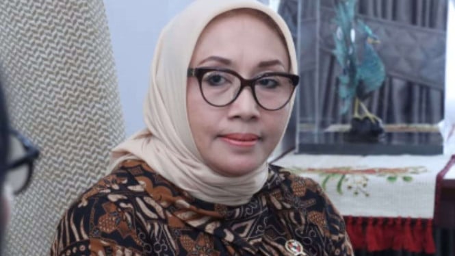 Dari Layar Kaca ke Kursi Menteri: Perjalanan Arifah Fauzi dalam Membela Hak Perempuan Indonesia