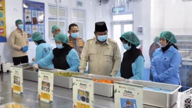 Presiden Prabowo Soroti Urgensi Program MBG sebagai Solusi Stunting dan Penggerak Ekonomi Lokal