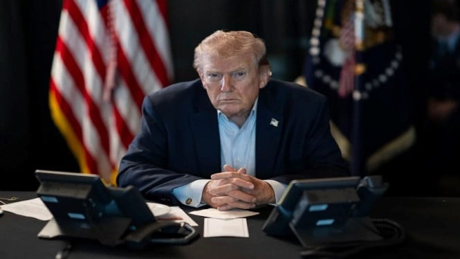 Tenggang Waktu 48 Jam Trump untuk Iran: Ancaman Serangan Militer Besar-besaran atau Negosiasi Damai?