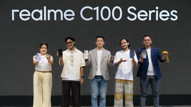 Realme Luncurkan Trio Smartphone Terjangkau: C100, C100x, dan C100i Hadir untuk Pekerja Lapangan Indonesia