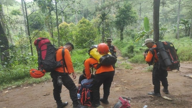 Pencarian Intensif Berakhir Manis: Mahasiswa ITB Ditemukan Selamat di Lereng Gunung Puntang