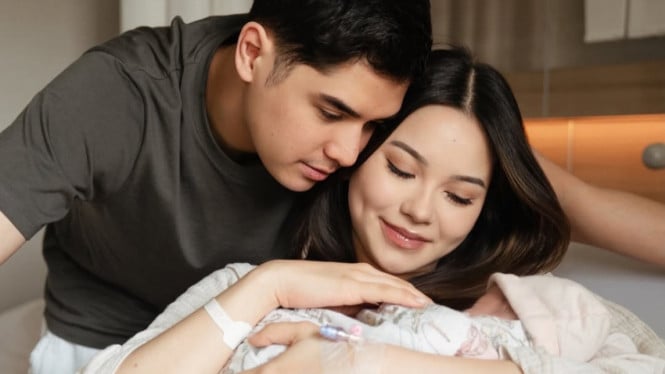 Alyssa Daguise dan Al Ghazali Resmi Menjadi Orang Tua, Ini Penampakan Wajah Buah Hati Mereka