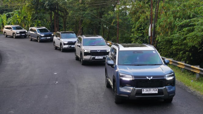 Wuling Eksion PHEV Terbukti Hemat Bahan Bakar, Capai 24 KPL dalam Perjalanan Lintas Pulau Jawa