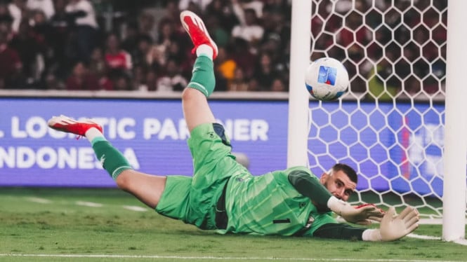 Maarten Paes Terima Kabar Mengecewakan dari Agen Transfer, Ketua Jakmania Bersikap Solid Mendukung Beckham Putra