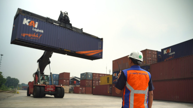 KAI Logistik Kurangi Kemacetan Jalanan dengan Angkut 1,19 Juta Ton Melalui Transportasi Kereta Kontener