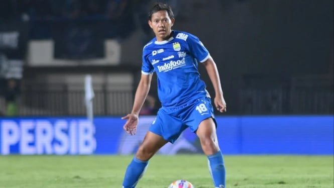 Dari Ambisi Berseragam Militer hingga Juara: Kisah Perjuangan Adam Alis di Persib Bandung
