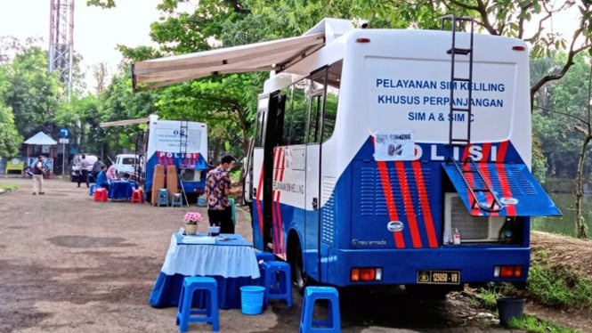 Polda Metro Jaya Lanjutkan Operasional SIM Keliling, Warga Jakarta Diminta Antri Lebih Awal Guna Hindari Penolakan