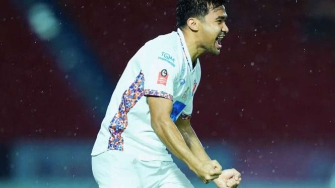 Dari Lapangan Hijau ke Altar Cinta: Asnawi Mangkualam Rayakan Momen Istimewa Setelah Deretan Prestasi Gemilang