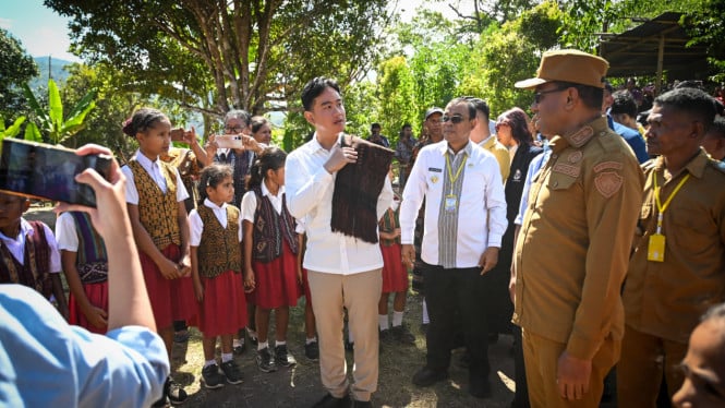 Gibran Ingatkan Koperasi Desa Merah Putih Harus Menjadi Mitra, Bukan Musuh Pedagang Kecil