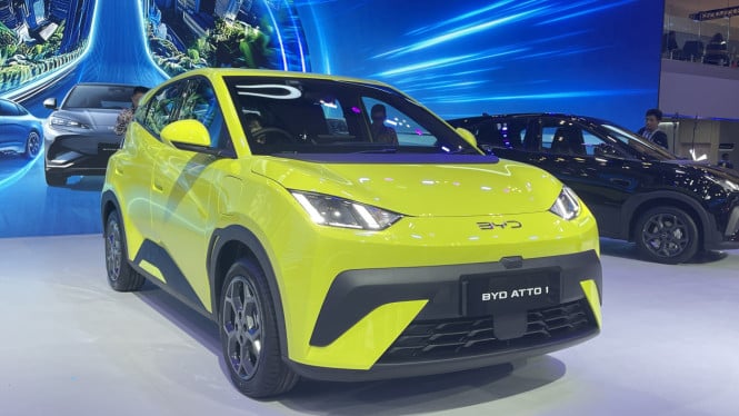 Revolusi Transportasi Indonesia: Mobil Listrik Terjangkau Merebak, Pasar Motor Bekas Bergejolak, dan Peluang Emas Industri Baterai EV