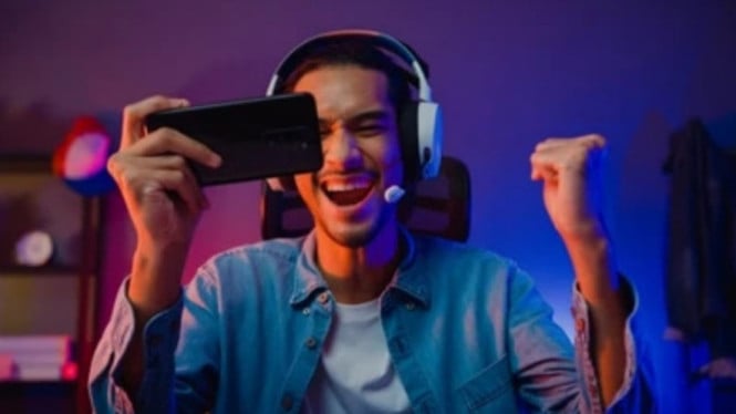 Dari Layar Kecil ke Kantong Besar: Bagaimana Gamers Indonesia Mengubah Passion Menjadi Profesi Menguntungkan
