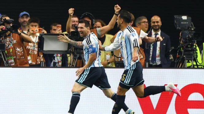 Klose Tunjukkan Sportivitas Tinggi saat Rekor Golnya Dilampaui Messi di Panggung Dunia