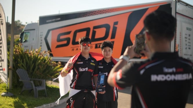Raphael Anggoman Sabet Juara SWS International E-Finals 2026, Bukti Kompetensi Pembalap Muda Indonesia di Panggung Dunia