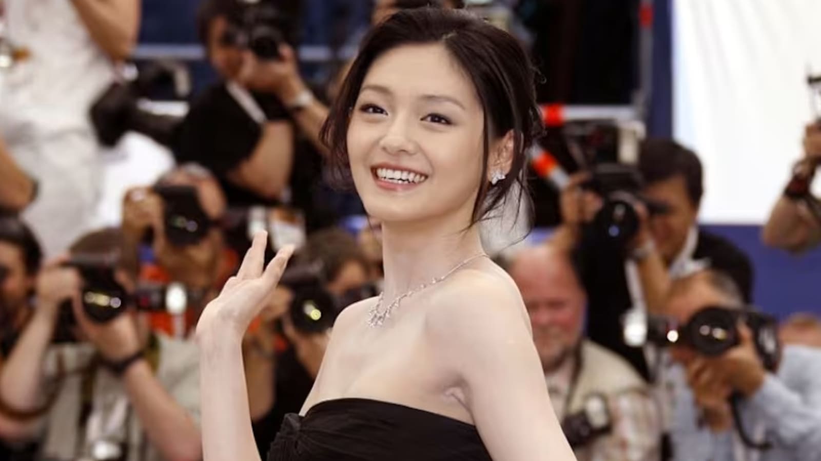 Barbie Hsu dan DJ Koo Jun-yup, Pasangan Selebriti yang Diabadikan Menjadi Nama Asteroid di Angkasa Raya