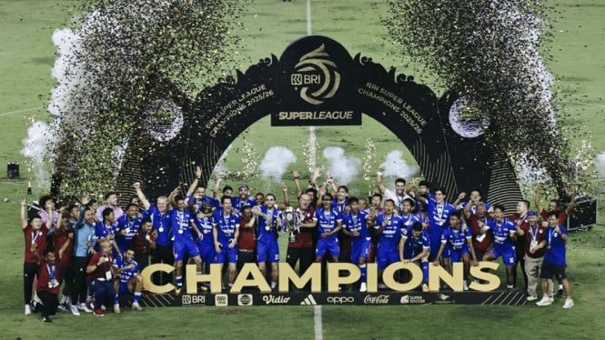 Persib Bandung Putuskan Kontrak Adam Przybek, Kiper Wales U-21 Hengkang Meski Masa Berlaku Belum Berakhir