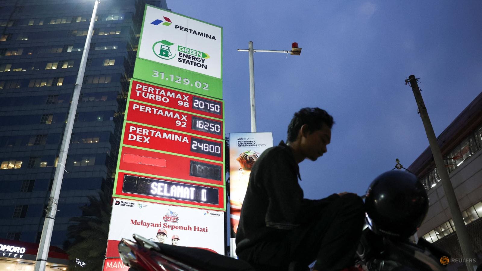 Pertamina Diminta Sesuaikan Harga Pertamax Seiring Penurunan Minyak Mentah Dunia