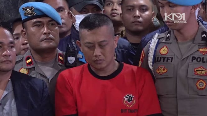 Taufik Hidayat Tampil Pertama Kali di Depan Publik, Emosi Meluap Saat Diinterogasi Wartawan