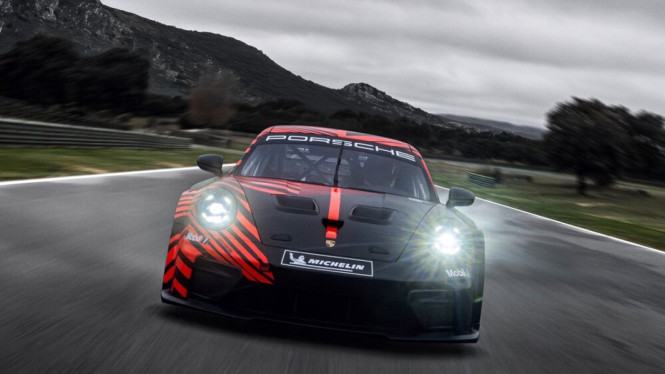 Porsche Lakukan Terobosan Revolusioner: GT4 Racing Kini Mengandalkan Platform 911 dalam Sejarah Pertama Kalinya