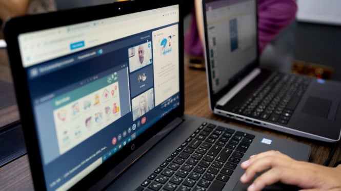 Solusi Terjangkau untuk Pendidik: Pilihan Laptop Berkualitas Dengan Harga Tiga Juta Rupiah ke Bawah