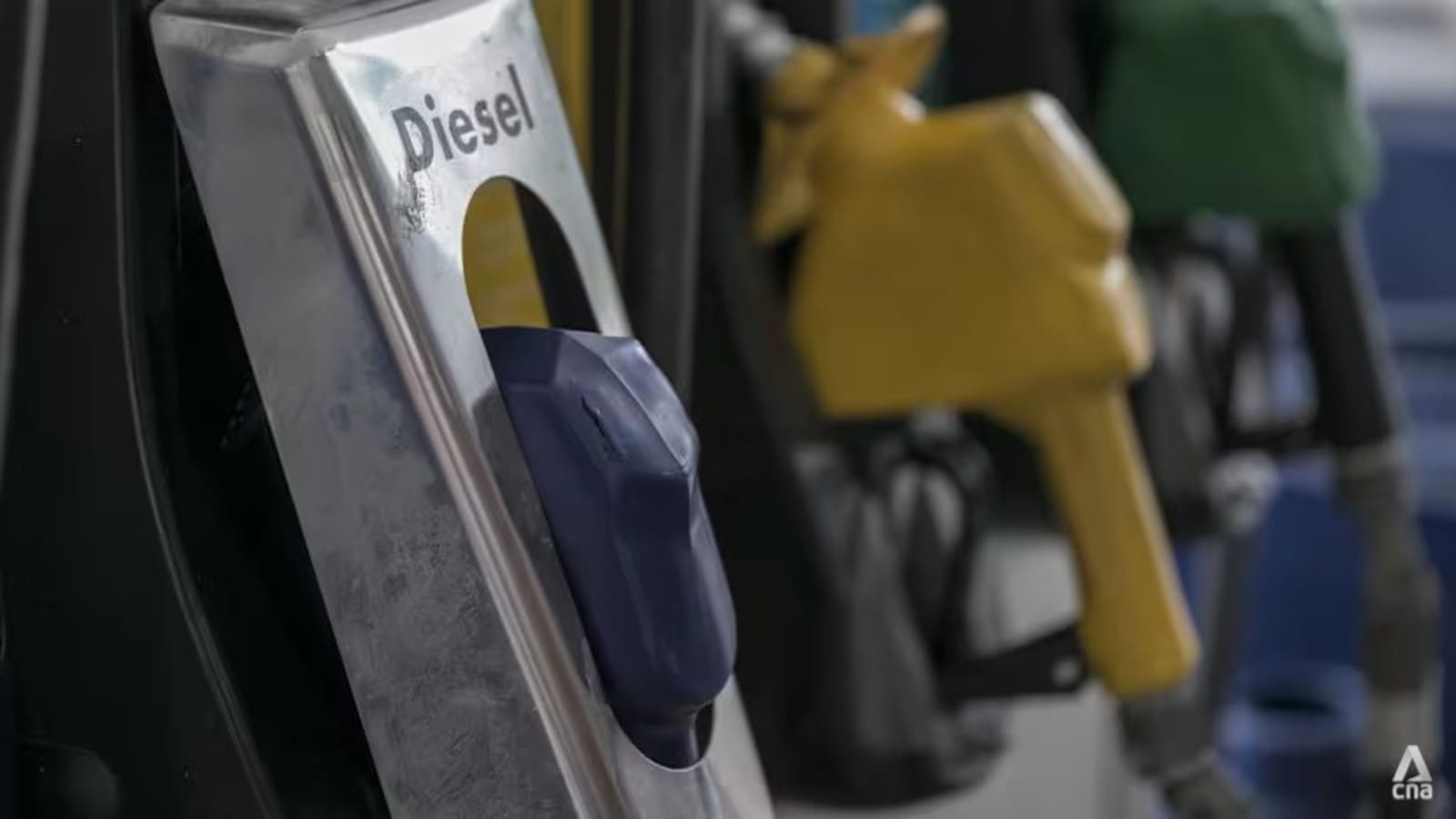Subsidi Diesel Malaysia: Langkah Politik yang Menguras Kas Negara di Tengah Ketidakpastian Harga Minyak Global