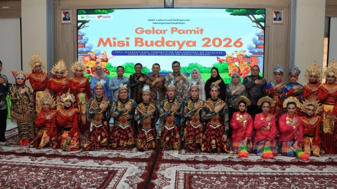 SMA Labschool Kebayoran Jadi Duta Budaya Indonesia di Panggung Eropa Melalui Program Misbud 2026