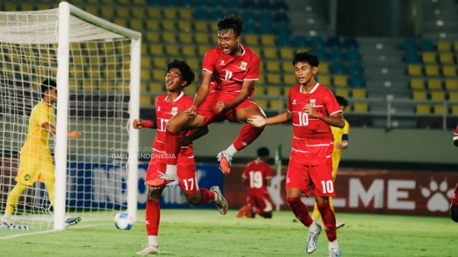 Dominasi Penuh Timnas Indonesia U17 Tundukkan Malaysia dengan Skor Telak 3-0 di Laga Persiapan Solo