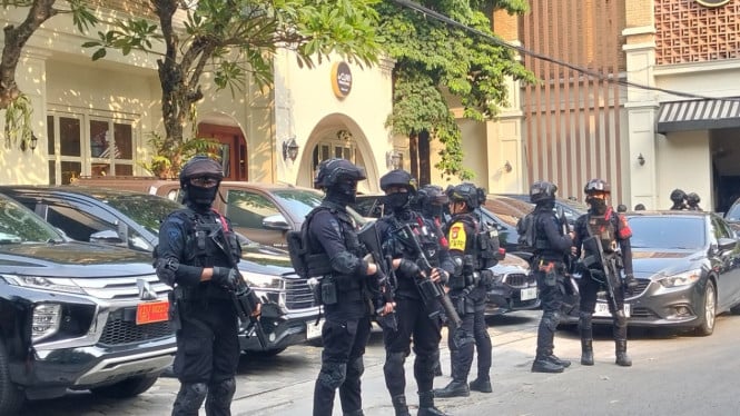 Geledah Cafe de'CLAN Signature: Polisi Sita Dokumen Terkait Jaringan Korupsi dan Pencucian Uang di Jakarta Selatan