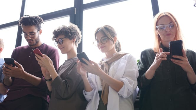 Panduan Memilih Smartphone Berkualitas untuk Profesional Berusia 30 Tahun ke Atas: Investasi Gadget yang Tahan Lama dan Produktif