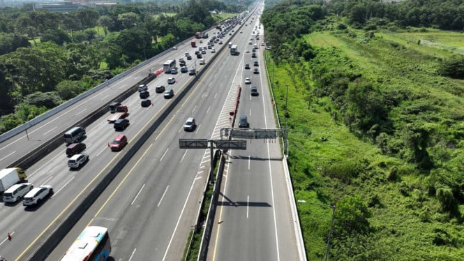 Puluhan Ruas Jalan Tol Ajukan Kenaikan Tarif, Menambah Beban Pengguna Jalan