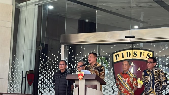 Meski Rumah Digeledah untuk 3 Kasus Korupsi, Jampidsus Febrie Tetap Komitmen Lanjutkan Penanganan Perkara MBG