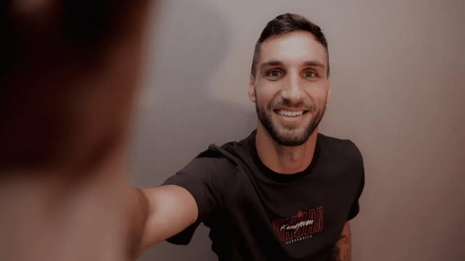 Persija Jakarta Perkuat Lini Pertahanan dengan Kedatangan Bek Internasional Denis Kolinger