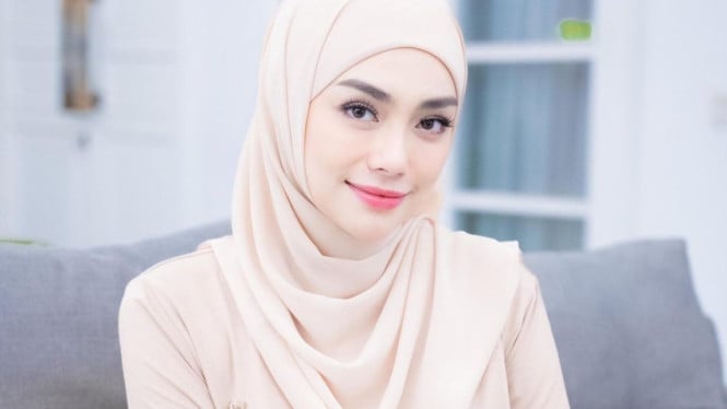 Celine Evangelista Akhirnya Buka Suara tentang Status Hubungan Pribadinya, Klarifikasi Kabar Duka Cita Selama Ini