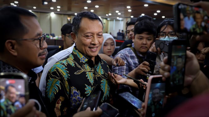 Eks Jampidsus Febrie Adriansyah Hadapi Proses Ganda: Sanksi Pidana dan Disiplin ASN atas Dugaan Korupsi