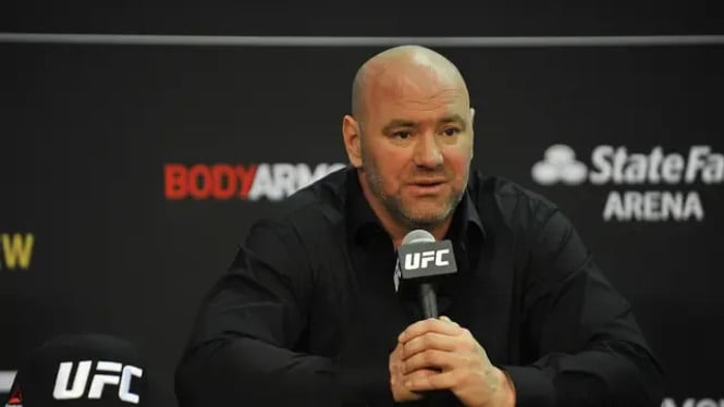 Tragedi di Oktagone: McGregor Terkapar Setelah Laga Singkat Melawan Holloway, Presiden UFC Ungkap Detail Cidera