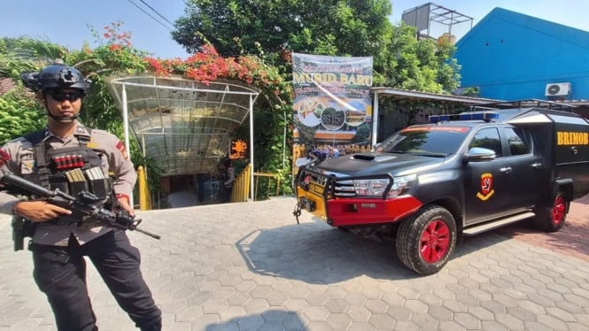 Ancaman Bom Mengejutkan SDN Srengseng Sawah 15, Polisi Kerahkan Tim Gegana dan Densus 88 untuk Investigasi Mendalam