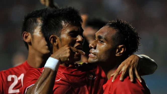 Dari Lapangan Hijau ke Panggung Publik: Transformasi Karir Titus Bonai Pasca Sepak Bola Profesional