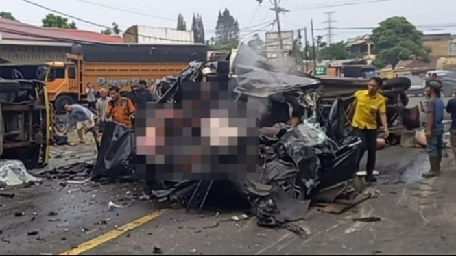 Sopir Truk Ditangkap Usai Picu Kecelakaan Beruntun Maut di Jalan Sibolangit, Puluhan Kendaraan Terlibat