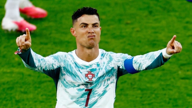 Ronaldo Dikabarkan Tersenyum Lebar Saat Messi Tersingkir dari Piala Dunia 2026, Media Lusitania Ungkap Detailnya