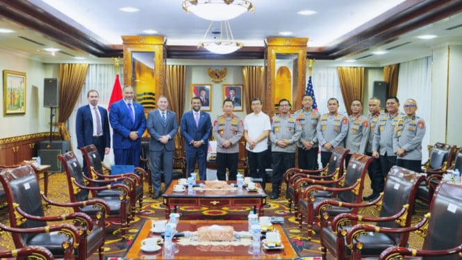 Kapolri dan Pimpinan FBI Perkuat Aliansi Strategis Lawan Terorisme dan Kejahatan Digital Lintas Negara