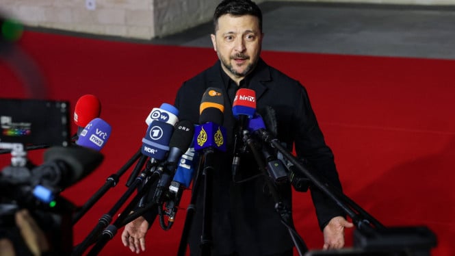 Zelensky Desak Negosiasi Gencatan Senjata: Alternatif Menghindari Konflik Berkepanjangan Selama Dua Dekade
