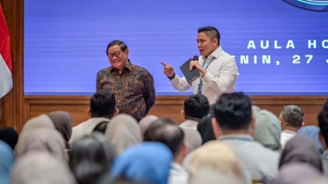 Pramono Bertemu Seskab Teddy, Bahas Strategi Komprehensif Pembangunan Infrastruktur dan Layanan Publik
