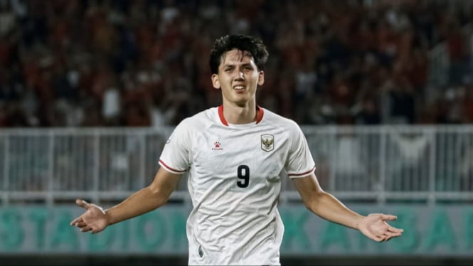Mitchell Baker Ukir Sejarah dengan Hattrick Memukau di Debut Timnas, Garuda Gilas Kamboja 5-1