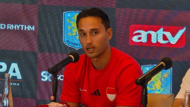 Ezra Walian Dinobatkan sebagai Kapten Indonesia All Stars dalam Laga Tantangan Menghadapi Aston Villa