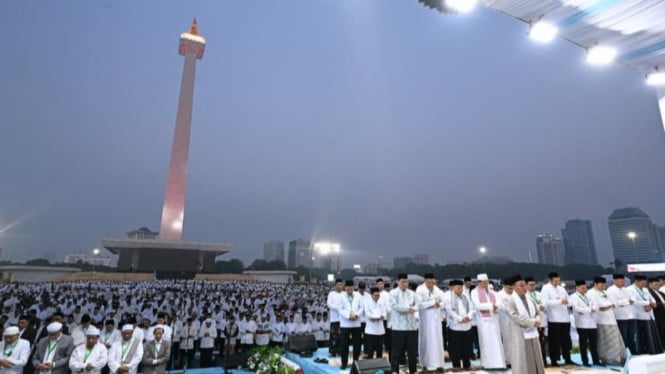 Seruan Spiritual Nasional: 100 Ribu Umat Berzikir Doa untuk Kemajuan Bangsa di Pembukaan HUT RI ke-81