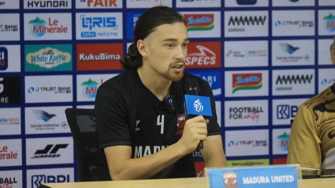 Presiden Madura United Khawatirkan Kondisi Jordy Wehrmann, Pertanyakan Risiko Cedera Pemain Timnas