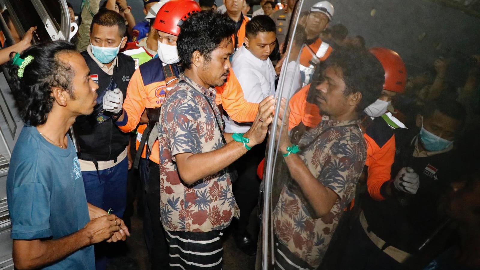 Operasi Penyelamatan KM Mutiara Sentosa 2 Terhambat, Dugaan Pelanggaran Keselamatan Maritim Menjadi Sorotan